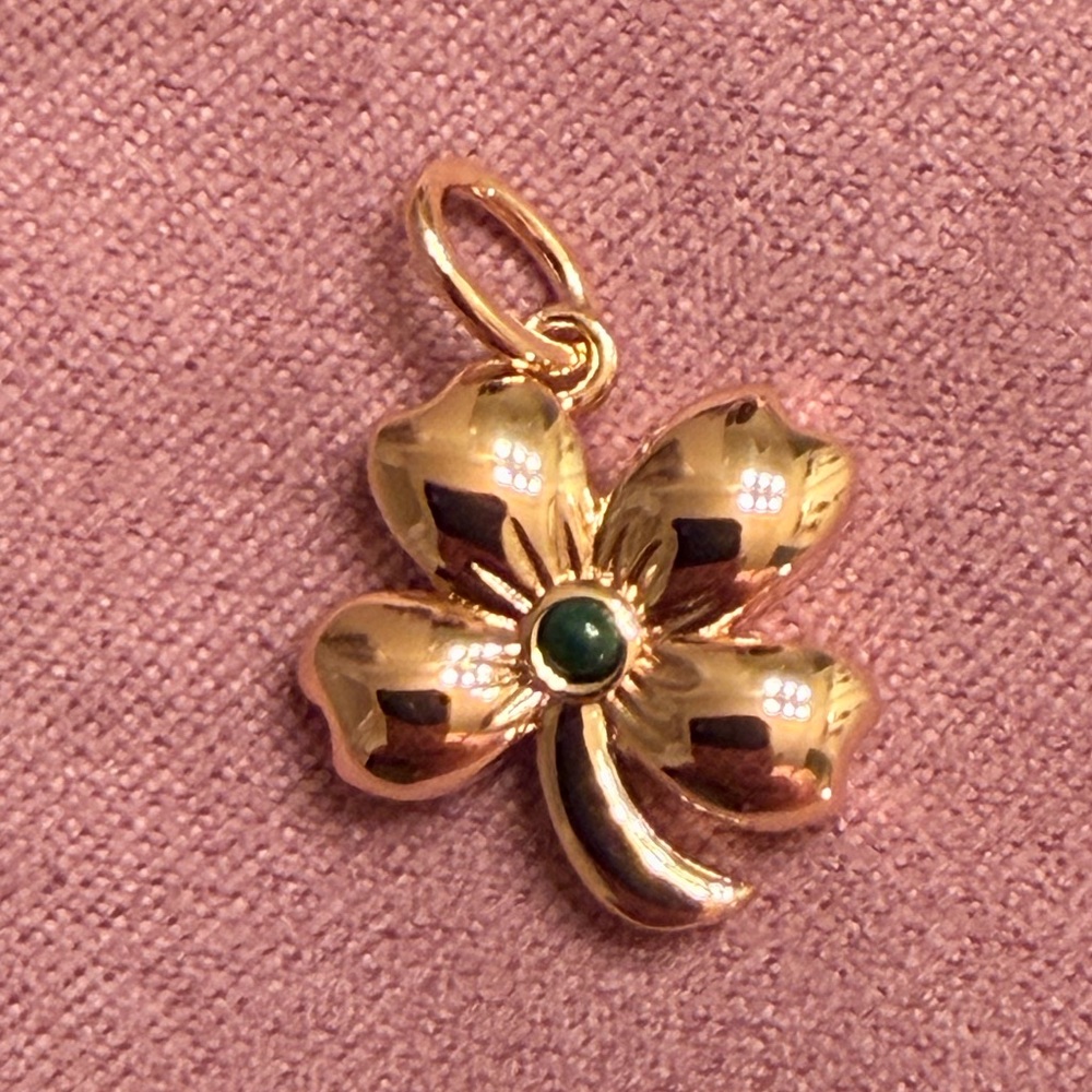 Day Three - Jane Win 12 Day of Gifting - Clover Charn